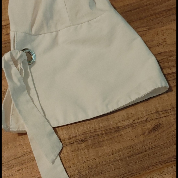 White Blouse - Picture 7 of 10